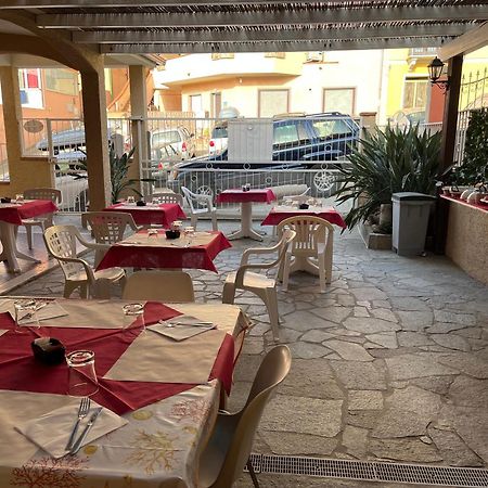 Bed and Breakfast Casa Tacconi Villasimius Exterior foto