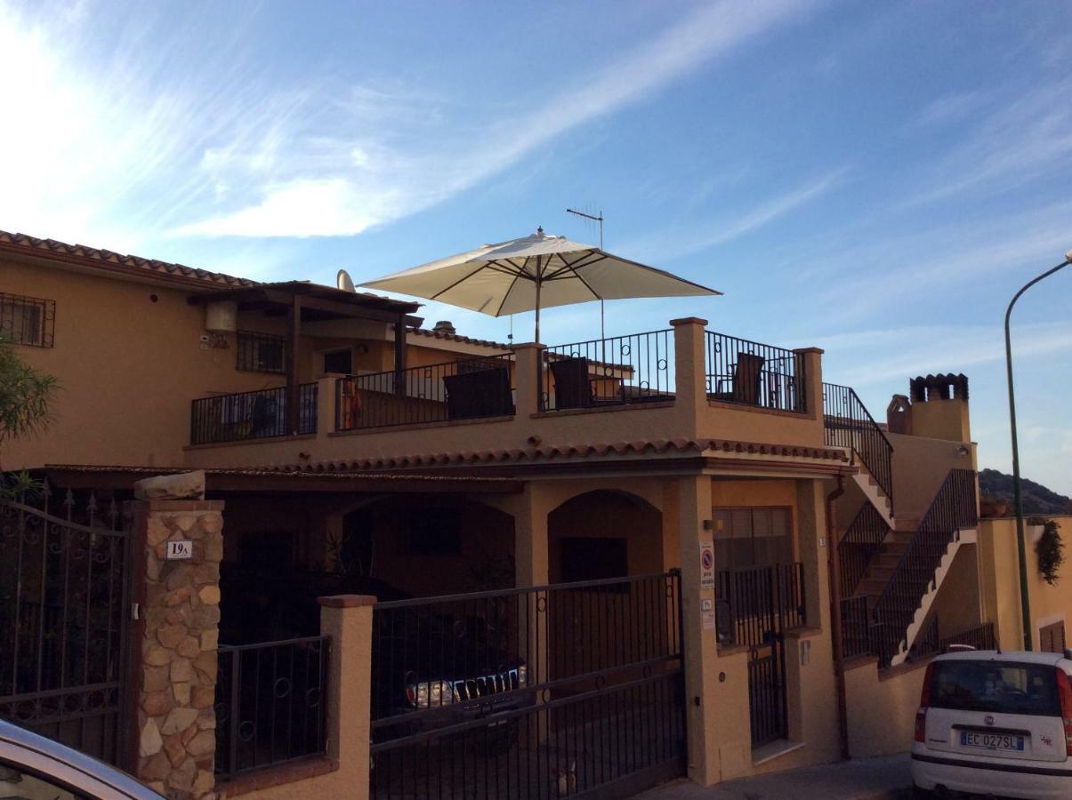 Bed and Breakfast Casa Tacconi Villasimius Exterior foto